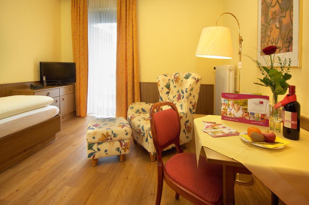 Kurhotel Kaiser Trajan Bad Gögging Rum bild